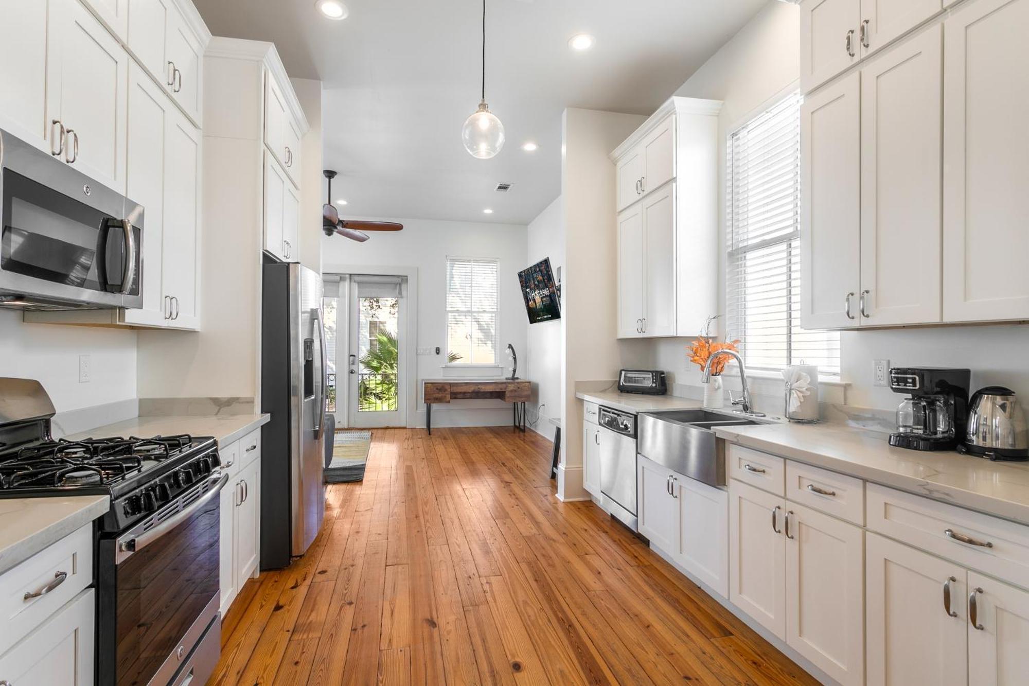 Amazing 3Br Cottage Off St Charles With Pool 新奥尔良 外观 照片