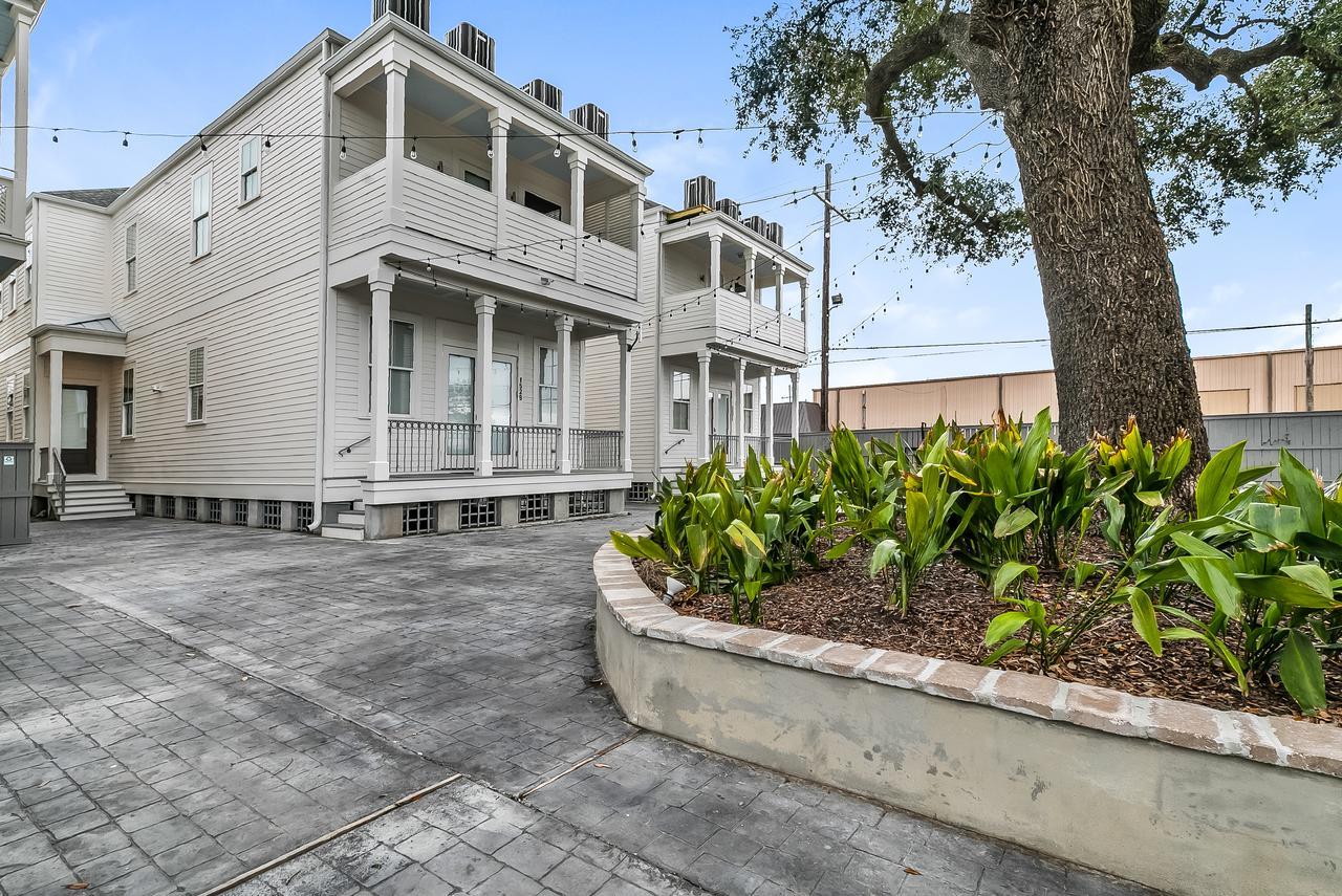 Amazing 3Br Cottage Off St Charles With Pool 新奥尔良 外观 照片